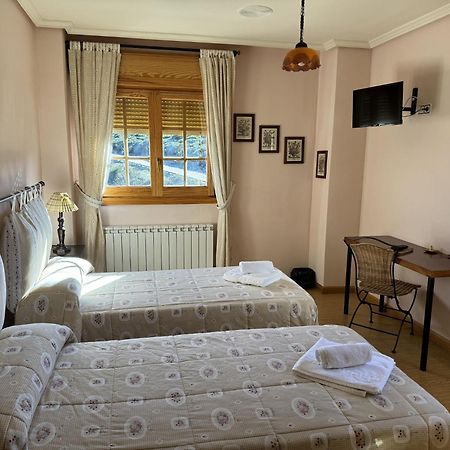 Hotel Pico Espiguete Alba de los Cardaños المظهر الخارجي الصورة