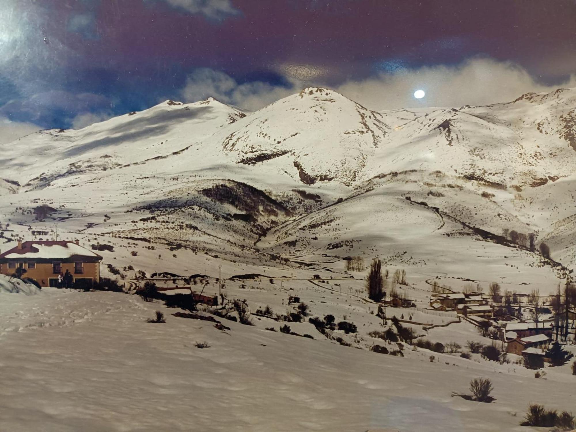 Hotel Pico Espiguete Alba de los Cardaños المظهر الخارجي الصورة