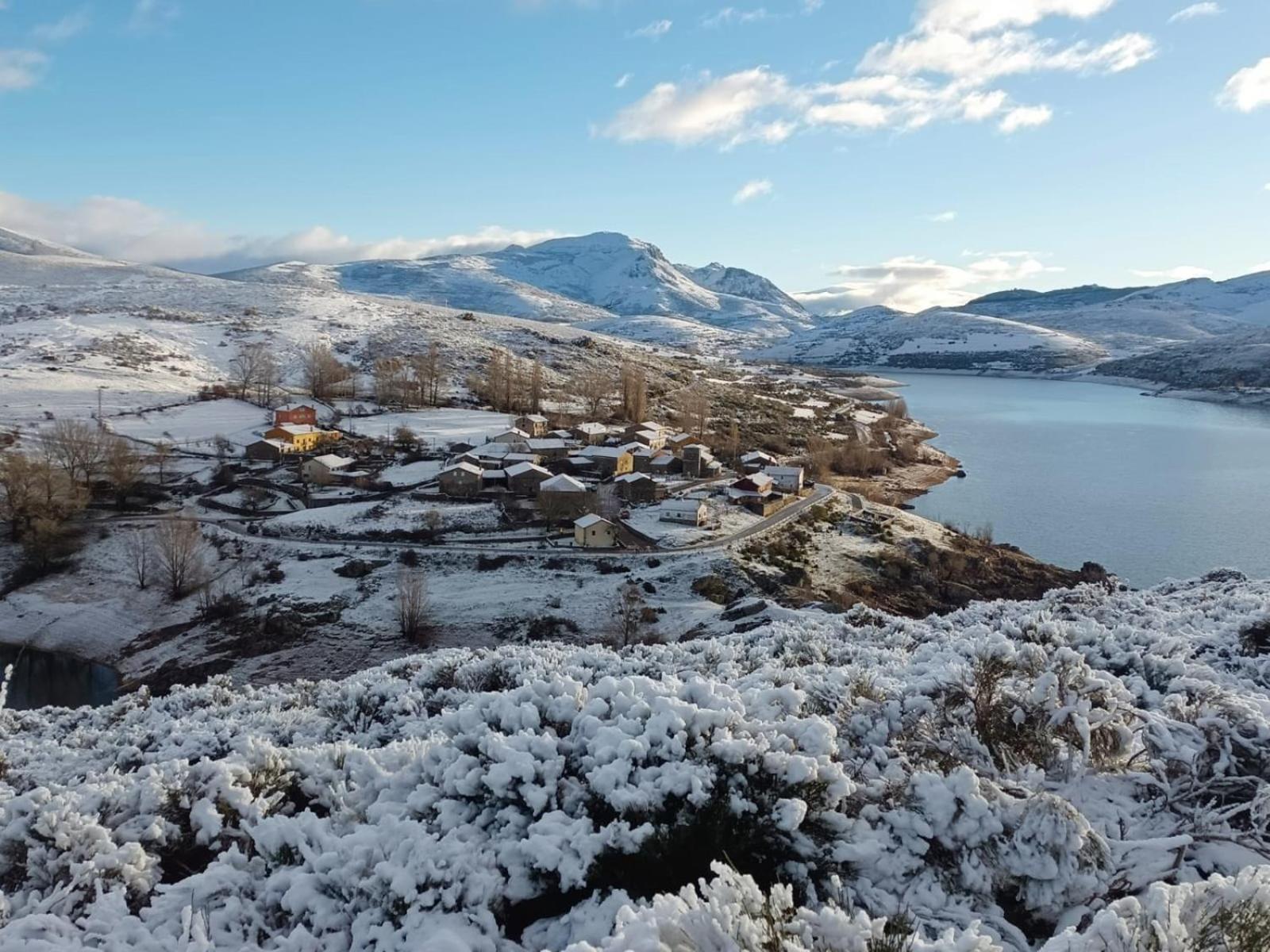 Hotel Pico Espiguete Alba de los Cardaños المظهر الخارجي الصورة